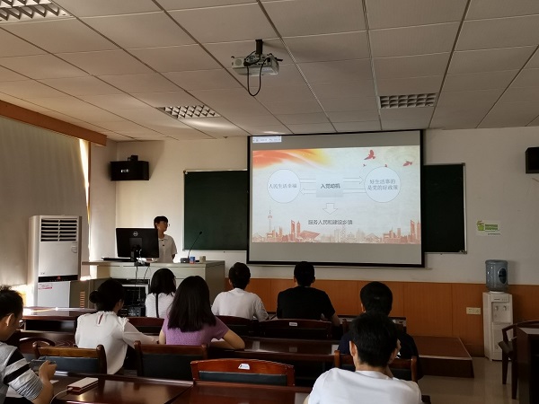 一位候选人.jpg 一位候选人.jpg