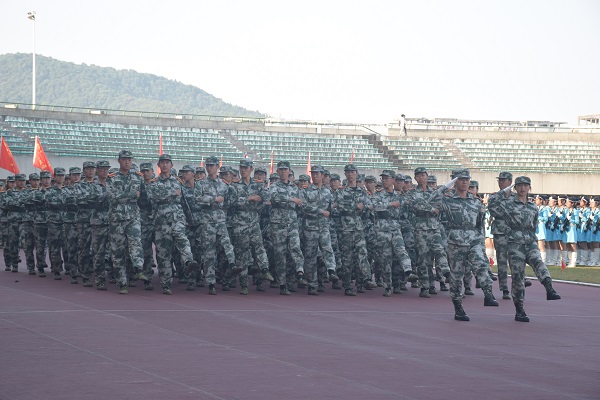 大相径庭后.JPG 大相径庭后.JPG